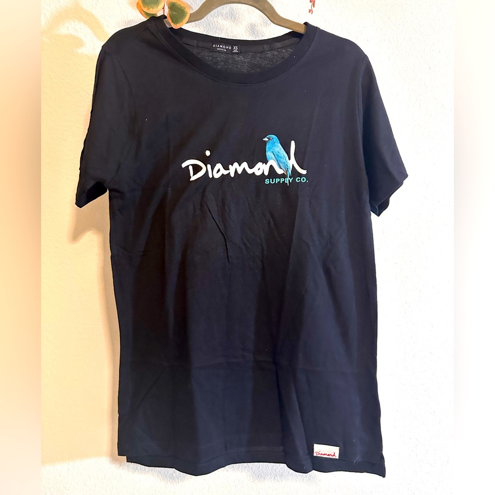 Diamond supply co. NWT t-shirt size XS with blue bird screen print design